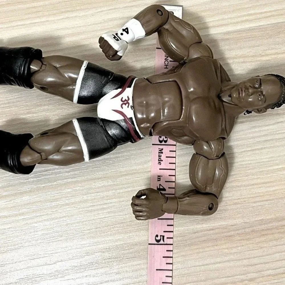 WWE Mattel Elite Elijah Burke Action Figure Black White Trunks 7 Inch Wrestler